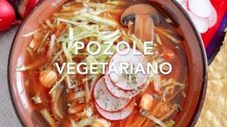 POZOLE VEGETARIANO fácil amp delicioso  Recetas fáciles Pizca de Sabor [upl. by Aizatsana657]