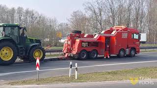 Polizei versucht 1 Traktor abzuschleppen 04032024 [upl. by Tobin]