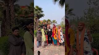 Akela ka dance 😂🤪 comedy funny hina akeela jumman shortvideo trending video funnyvideo [upl. by Jewel]