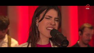 Emma Luca  I Have Nothing Whitney Houston cover live at Qmusic [upl. by Larrej]