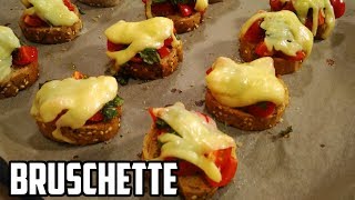 Reteta Bruschette cu Rosii si Mozzarella  Tomato and Mozzarella Bruschetta Recipe [upl. by Acsisnarf4]