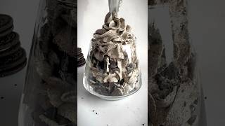 This Oreo whipped cream recipe is insanely delicious and so easy to make [upl. by Eecyal]