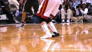 Mike Millers 3pointer with one shoe [upl. by Arabele]