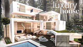 BLOXBURG Modern Luxury Mansion House NO LARGEPLOT  Realistic House Build [upl. by Acihsay]