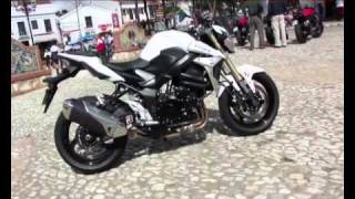 Test Suzuki GSR750 [upl. by Nialb]