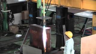 Oxy fuel gas cutting of mild steel 850mm thickness [upl. by Catharine]