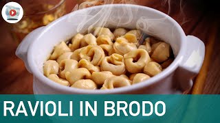 Ravioli in Brodo Fatti in Casa in 5 Step [upl. by Ilajna825]