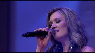 Theuns Jordaan amp Juanita du Plessis  Kinders van die wind quotLIVEquot 2012 [upl. by Offen]