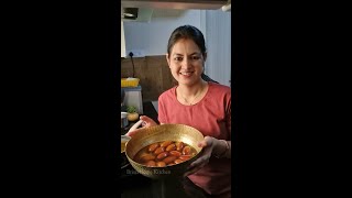 ऐसे बनाएंगे तो देखते ही मन ललच जाएगा  Aata Gulab Jamun Recipe [upl. by Naarah]