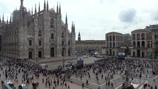 LIVE Funerali Berlusconi la diretta da Piazza del Duomo diretta video [upl. by Twelve]