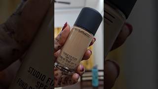 My everyday foundation shade  MAC Studio Fix Fluid SPF 15 Shade NC30 macstudiofix macfoundation [upl. by Marlette]