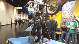 WheelieTraining mit PS auf der Intermot [upl. by Aennaej]