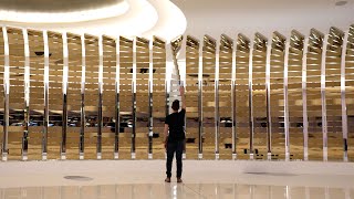 quotOceansquot Interactive Kinetic Sculpture at Fontainebleau Hotel in Las Vegas [upl. by Arihat]