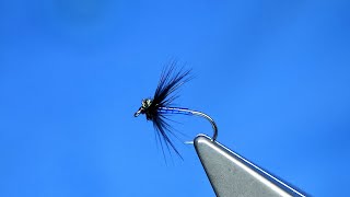 Tying Murrays Bluebottle Variant with Davie McPhail [upl. by Agathy]