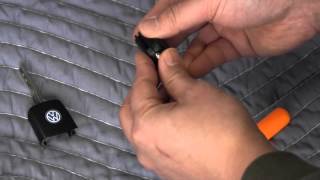 Fast DIY VW remote battery replacement flip key also works for some Audi key fobs [upl. by Latif383]