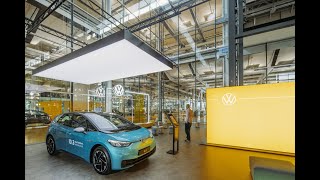 Start der ID3 Serienproduktion Gläserne Manufaktur Dresden wird Volkswagen Home of ID [upl. by Enomys]