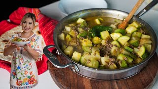 This will be your NEW favorite PICADILLO CON CALABACITAS EN SALSA VERDE Recipe [upl. by Bedwell]