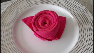 Pliage de serviette en tissu  la rose  comment faire [upl. by Atalya]