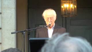 Seamus Heaneys performance of quotDiggingquot at the Irish Cultural Centre Paris 2013 [upl. by Ranique977]