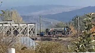 Onesti 01112016  Garnitura de tren plina cu tancuri taburi si masini de armata [upl. by Aisauqal]