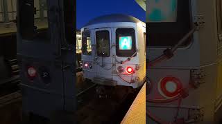 Lefferts Boulevard Bound R46 A train entering and leaving 80th Street [upl. by Werna]