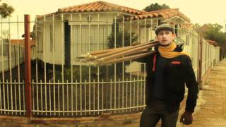 Los Cafres  Casi q me pierdo video oficial HD [upl. by Odnumyer]