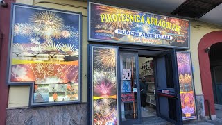 Vuurwerk winkel Italië Napels  Pirotecnica Afragolese [upl. by Weiner315]