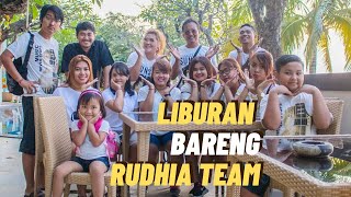 Serunya Kebersamaan Team Rudhia Salon amp Family saat Holiday di Hardys Pop Singaraja [upl. by Kerri]