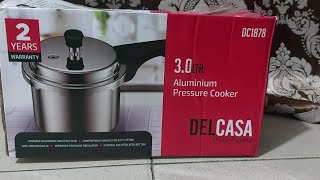 Aluminium Pressure Cooker Delcasa Unboxing [upl. by Enileuqcaj230]