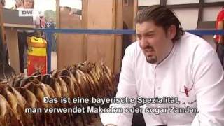 Video des Tages  Was isst man auf der Wiesn [upl. by Euqinu122]