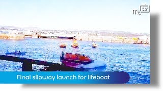 Final slipway launch for Douglas lifeboat [upl. by Ayocat886]