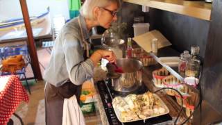 Cours de cuisine aux halles de Sète  Bourride de baudroie [upl. by Asillam701]