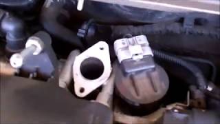 Fixing a sticking EGR valve on a Volvo v50 2 0d [upl. by Qulllon]