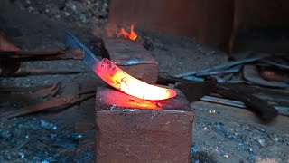 Making Two knife from spring leaf [upl. by Raynell]