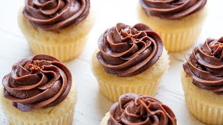 The Most Amazing Vanilla Cupcakes [upl. by Lloyd]