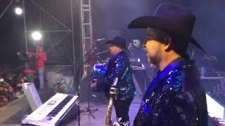 Solo Deje Yo A Mi Padre En Vivo Los Creadorez Norteño Rancho [upl. by Jammal]