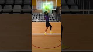 aprendiendo a hacer mates baloncesto basket basketball dunk [upl. by Sihon431]