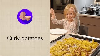 Curly baked potato fries recipe for kids with vegetable spiralizer [upl. by Wilkinson]