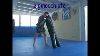 Allenamento Arti Marziali Miste MMA  il dummy per tecniche di lotta e Muay Thai [upl. by Armilda]