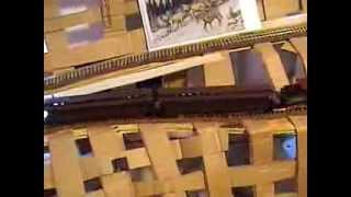 Jerry Sn3 Wilsons demonstrates that a Mason Bogie runs just fine on 28 curves [upl. by Joice]