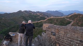 Sunset over the Jinshanling Great Wall in spring 2018 [upl. by Eilegna]