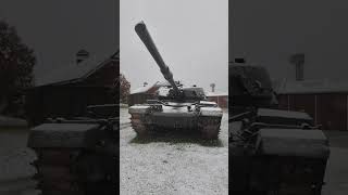 Snowy Tanks ❄️☃️thetankmuseum snowy christmas [upl. by Sachiko]