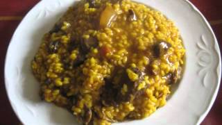 ARROZ CALDOSO CON LIEBREwmv [upl. by Nyrhtakyram845]