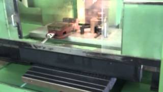 MORI SEIKI MV3540 CNC VERTICAL MACHINING CENTER  YASNAC MX2  CHIP CONVEYOR [upl. by Cindie]