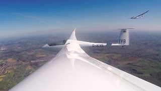 Training am Himmel – die Sportfördergruppe Segelfliegen  Bundeswehr [upl. by Aynam]