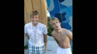 Aaron ft Nick Carter ♥  Not too young not too old ♫  Lyric [upl. by Talich]