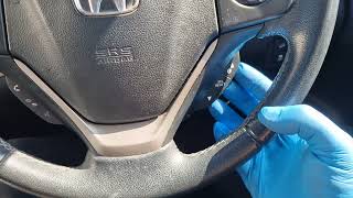 Honda CRV tyre pressure reset [upl. by Holmun622]