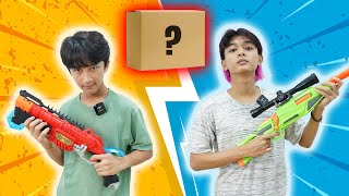 NERF Battle Ziyan VS Dudung Rebutan Mystery Box [upl. by Penney]