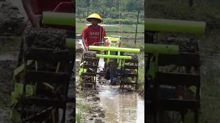 Traktor Sawah Singkal Pinggir Galengan [upl. by Hoeve]