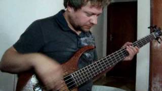 bass  improvisação  smooth groove  jazz  marcinho [upl. by Ailadgim]